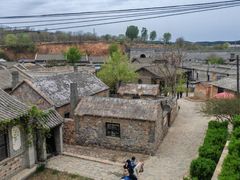 -清风小镇闯关东影视基地