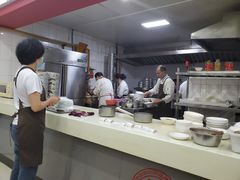 -胡成记口蘑龙眼包子(盐道街店)