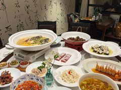 -海鸿荟·沿江菜(中山北路店)