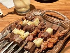 烤牛舌-阿里家·新疆烤肉酒場 by MIG