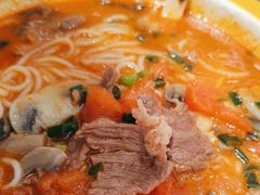 -粉小主·贵州酸汤牛肉粉(南京仙林金鹰店)