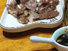 -肉魁屋·烧肉·烧鸟·酒场(高新店)