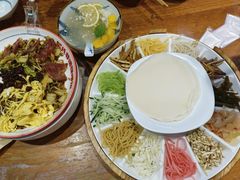 -怪噜范·老贵阳街头名小吃(鸿通城店)