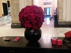 -Salon de The de Joel Robuchon(外滩18号店)