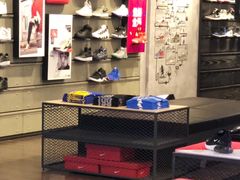 -NIKE KICKS LOUNGE体验店(北京新中关店)