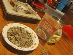 -黄弟大排档·湖南菜·小龙虾·小海鲜(凯旋北路店)