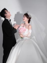 -雅云婚纱摄影工作室旗舰店