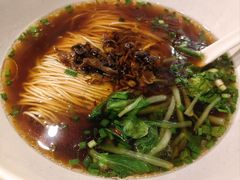 蕈油红汤面-君东记本帮面馆(天钥桥路店)