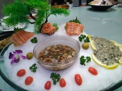 海参生醉拼三文鱼-石砰渔港·海鲜楼