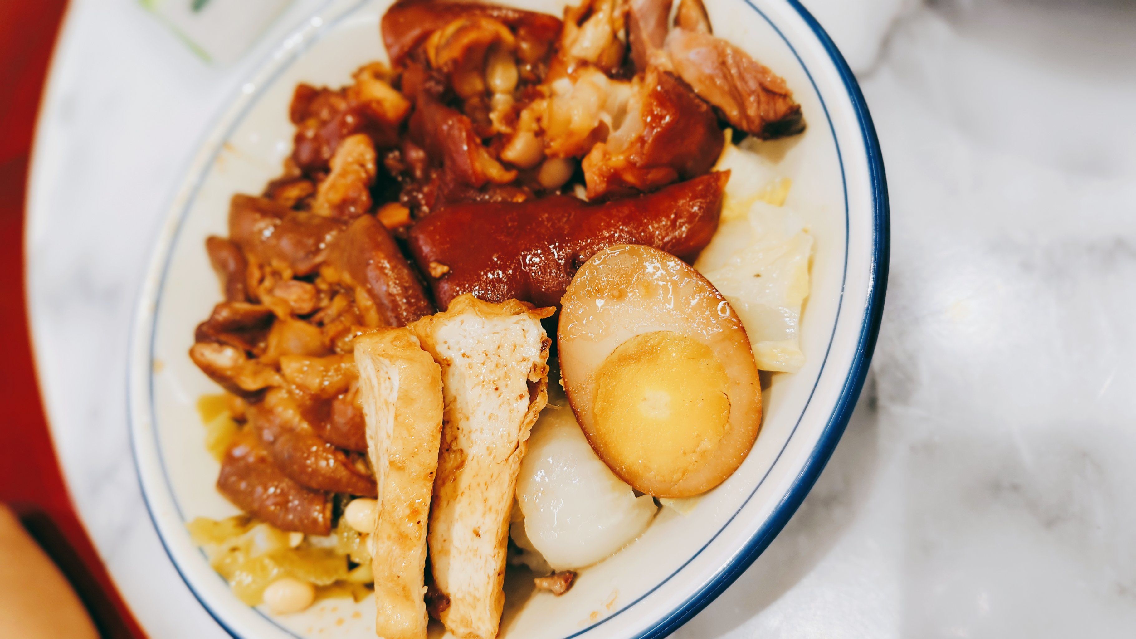 打工人饭堂必点餐:卤鹅猪脚饭🍚