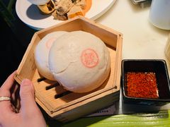 酒糟馒头-桂满陇天书(南京德基旗舰店)