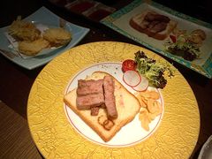 -岩盐·铁板料理(嘉里店)