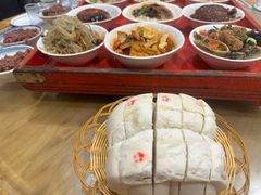 -蓝田九大碗民俗食府(蓝田店)