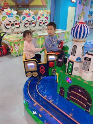 -咔叮卡丁·儿童室内赛车馆