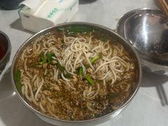 -正宗杨记普洱酸醋米线(总店)