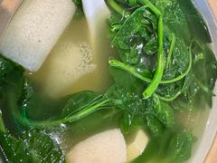 豆腐豌豆尖汤-渝信川菜·川味家常菜(新辰里亚运村店)