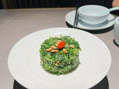 松子马兰头-晓淮山·扬州早茶·淮扬菜(龙阳广场店)