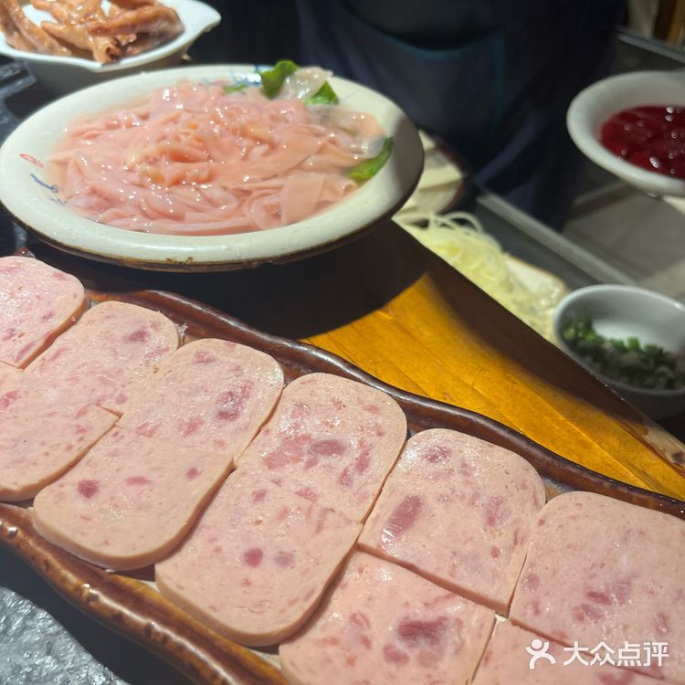 半夜馋了想吃火锅直接冲楼下,胃稳了!