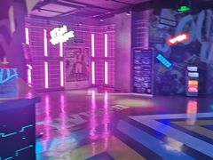 -世代星球·保龄球·镭战真人CS·团建(杨浦店)