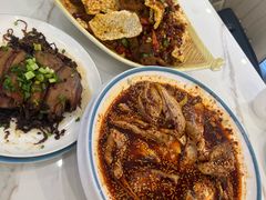 -洪平血旺椒麻鸡雅鱼饭店(熊猫大道店)