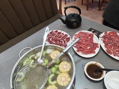 -官塘陈记鱼生·潮汕砂锅粥·牛肉火锅(潮枫路总店)