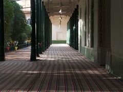 -艾提尕尔清真寺