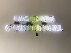 -UNI UNI(环亚凯瑟琳店)