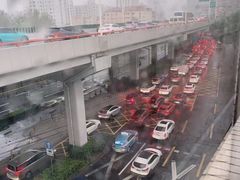 -上海游泳馆(地铁站)