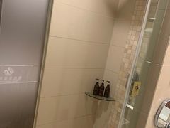 -无锡鼎尚皇冠酒店