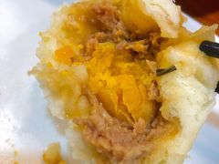 咸蛋黄超人包-老陶包子铺(南大西南村店)