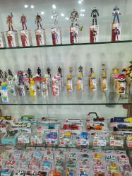 -逝水玩具折扣店
