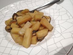 鲍鱼仔烧土豆-老船夫婚宴婚庆会馆(延吉路店)