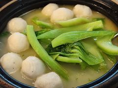 -明本湛江鸡•海鲜小厨(陈家祠店)