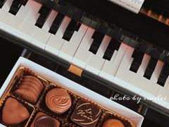 -Laderach 莱德拉(上海环贸iapm店)