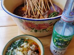 -拈签一笑黄牛肉辣卤串串