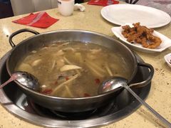 -芭夯兔·无骨兔汤锅(华阳店)