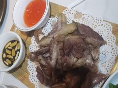 香酥德国咸蹄髈-李老哈·东北菜(宋园路店)