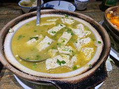 砂锅老豆腐-阿洪锅贴王(小吃城店)