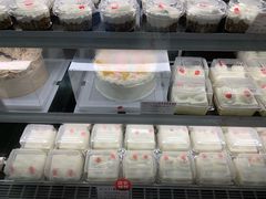 -红宝石·鲜奶小方·海派西点房(金杨店)