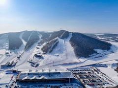 -长春莲花山滑雪场