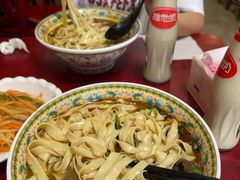 -金杨拉面王小吃面馆·牛三宝面·红烧牛肉粉