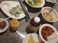 -漫·汤泉