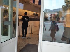 -喜茶(迪士尼小镇DP店)