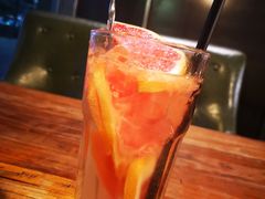 现榨西柚汽水-I HOLIC艾豪丽披萨(KKone店)