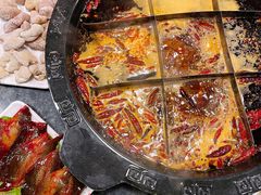 -邓莽子老火锅(中兴路总店)