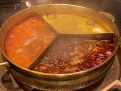 -湊湊火锅·茶憩(打浦桥日月光店)