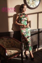 -施华洛婚纱摄影会所(范阳中路店)