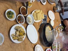 -濠轩阁特色生蚝火锅总店