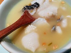 能喝汤的酸菜鱼-九锅一堂酸菜鱼(新南凯德直营店)