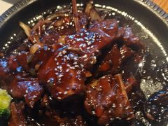 -八府香鸭·啫啫煲(华山路店)